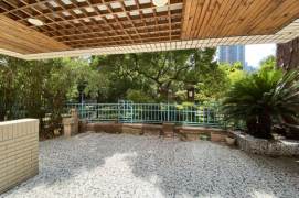 Nice 2Brm With A 80Sqm Private Garden Near Line 2/11 Jiangsu Rd