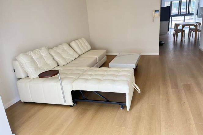 Nice new 3br,2bth,CA,floor heating,close to Laowaijie,Line 10
