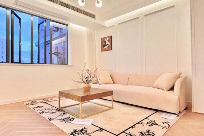 Lovely 3bedrooms elevator apt +Floor heating+central AC+oven@Hongqiao Rd