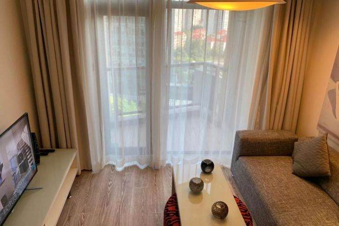 One BR loft apt gym included nr L7 Langao Rd with easy access to ECNU for long&short rent