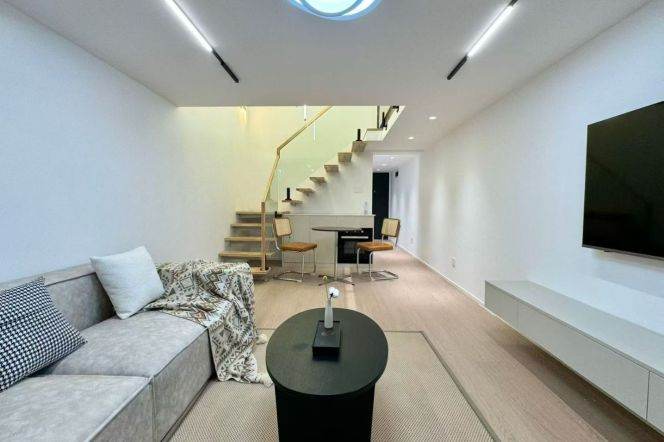 Elevator 2br-Jiangning Road - 8 minutes to Line 7 - Changping Road