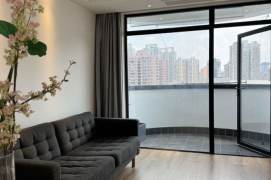 Standard 1Br Apt + balcony /Jianguo rd / South Shanxi rd /Iapm/11.6K