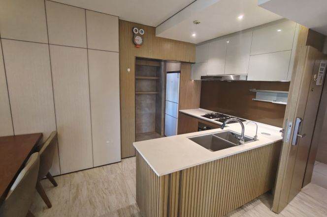 Cozy,2Br,JiangSu Road,Line11,2,Serviced apartment
