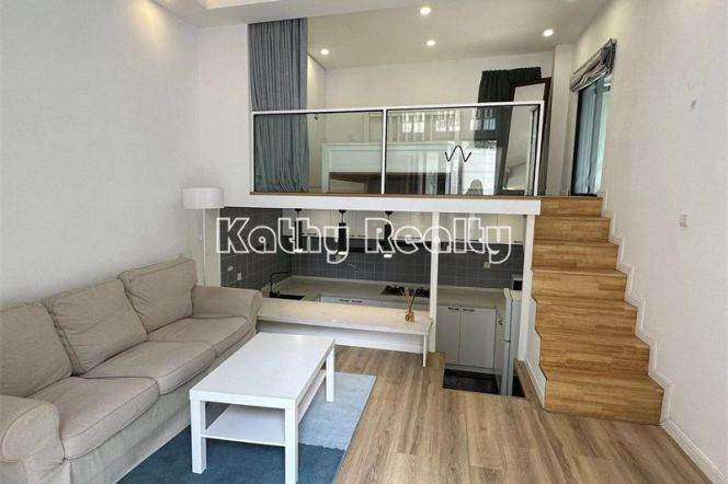 Private yard 1BR APT  Oven Nr Shanxi(s) Rd 7.3k