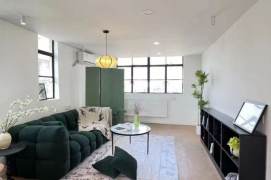 Duplex 2br near Jiangsu Rd M2/11