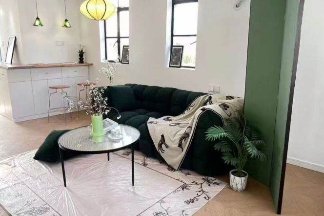 Duplex 2br near Jiangsu Rd M2/11