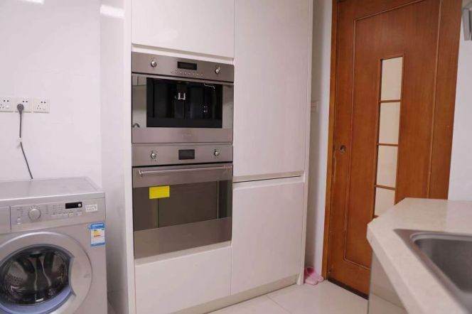 Well-Equipped 3BR 2BA in Central Residence/Huashan Rd