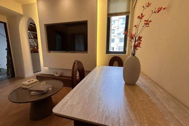 Nice 2br apt with modern style,close to Line 10,Mixc