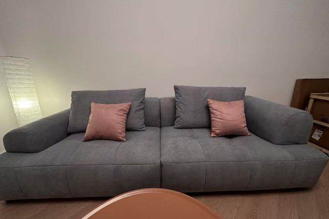 Elevator 2br near Jiangsu Rd M2/11