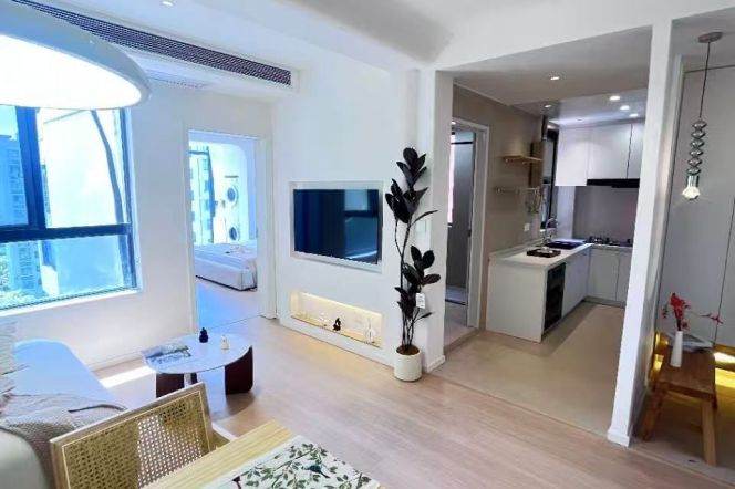 Freshly renovated 1br,CA,floor heating,close to Line 9,Korean Town