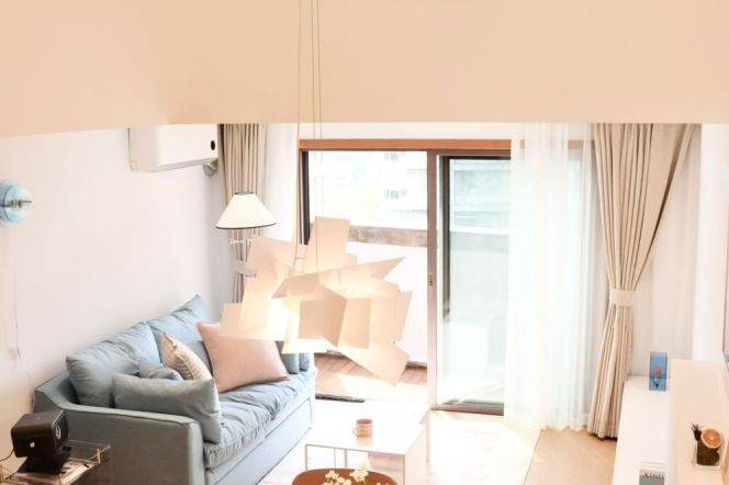 Nice 1br/2bt Duplex Apt with open Balcony