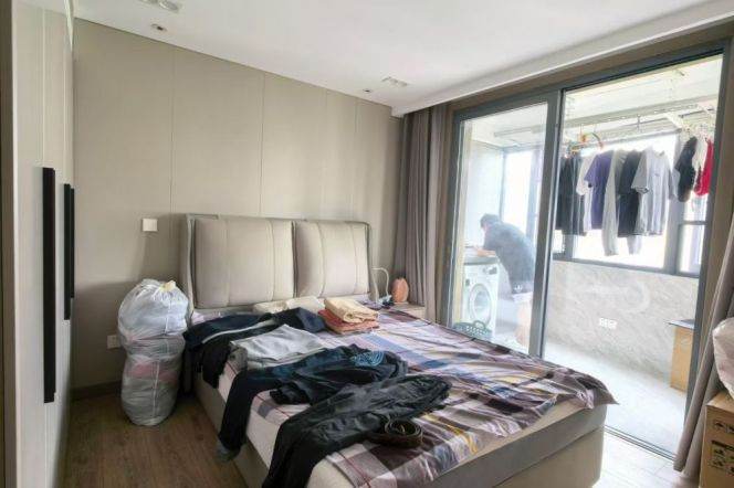 2 Brs, 1 Living room, Floor heating/Central ac/Oven, 100 sqm @ Wuding metro L14