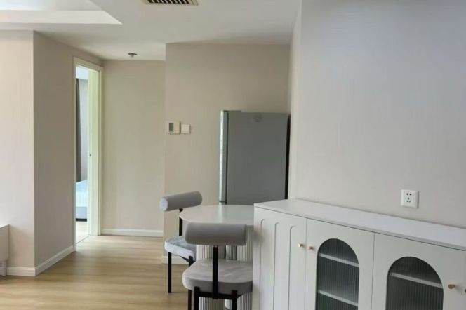 7k Clean 1Br Nr West Yan'an Rd.line3/4