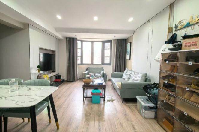 2 Brs, 1 Living room, Floor heating/Central ac/Oven, 100 sqm @ Wuding metro L14