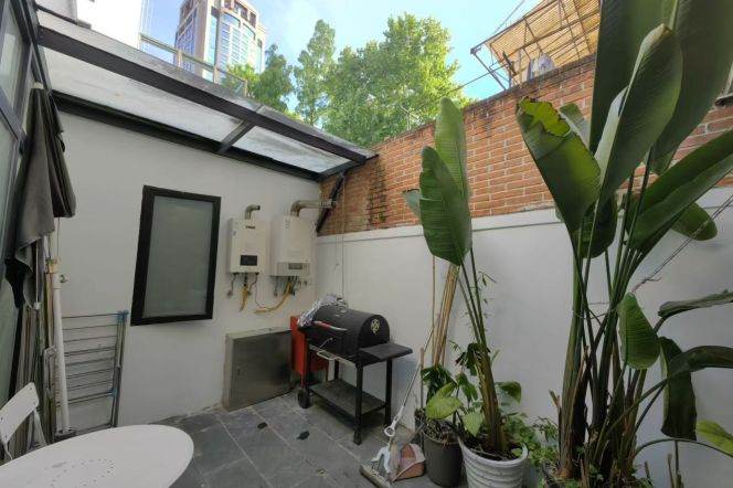 2Br,Yard,City center,120sqm