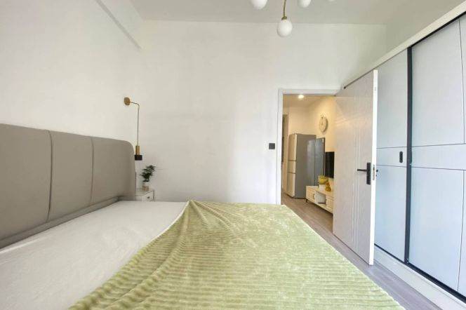 Good location high rise 1br 1lr with elevator near Wuding rd station