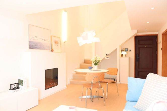 Nice 1br/2bt Duplex Apt with open Balcony