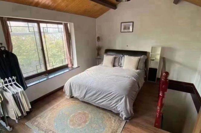 Duplex one bedroom house near L2/12/13 West Nanjing Rd