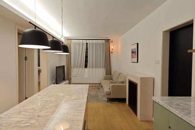  Stunning 2br high-rise @Jiaotong University  M10&11