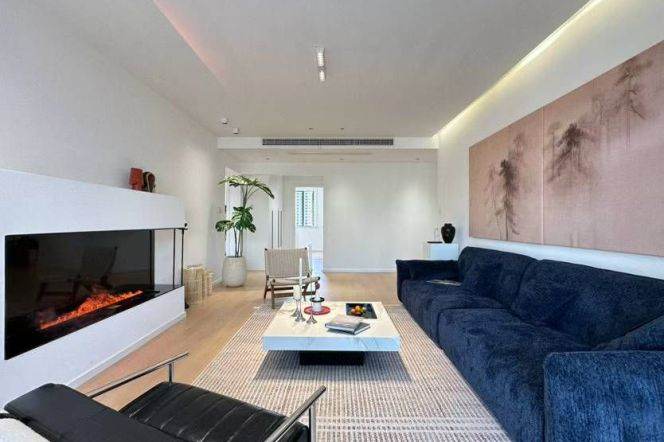 Modern&Bright 3BR 2BA Residence nr Yuanshen Rd Station Line 14