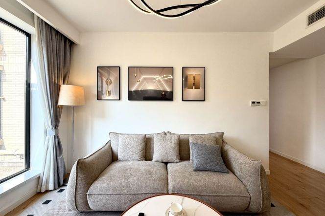 Jingan Elite Garden — Designer 2BR with Panoramic Windows — 16,600 RMB