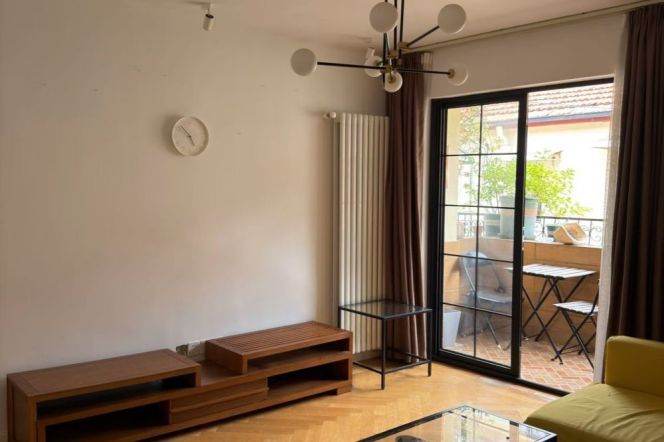 2 Brs, 2 Baths, Open Balcony/Wall heating/Oven/Dryer, 120 sqm @ Jiaotong uni L10&11