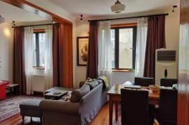 Classic 2BR 2BA Old House w/Balcony nr Shanghai Library
