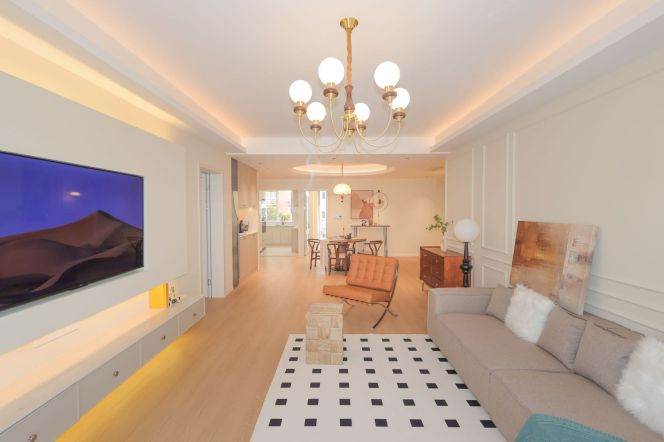 Luxury 4-Bedroom | Zhongshan Park Changning | King Unit | Metro 2/3/4