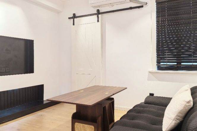 9.5k Cozy 2Br with floor heating Nr Changping Rd.line7