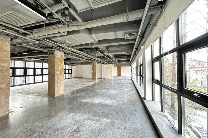 Creative park Office nr HengShan RD M1