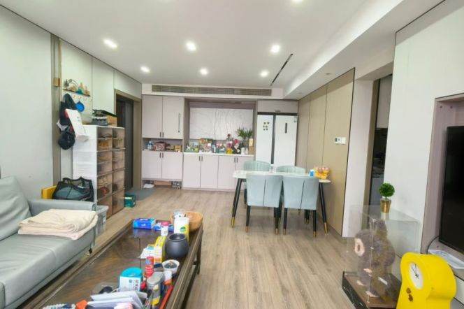 2 Brs, 1 Living room, Floor heating/Central ac/Oven, 100 sqm @ Wuding metro L14