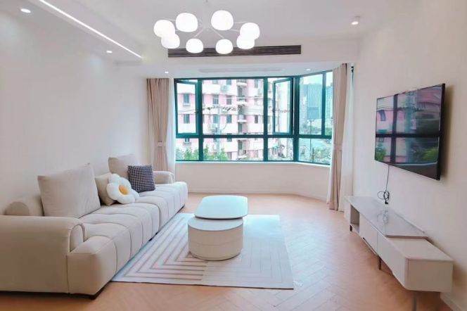 wuning rd elevator 2BR/Big living room@L13/14