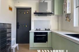 Bright&Modern&Clean 1Bdr 1Bath Apt+ L10/11 Jiaotong Uni. Metro+Hua Shan Rd+6F Walk Up