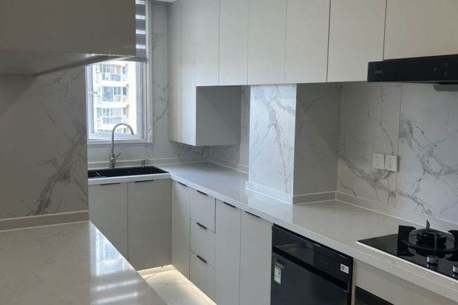 Modern 3brs with floor heating beside the beautiful Su Zhou river