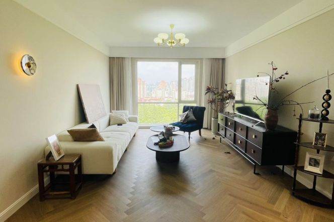 Modern 3brs with floor heating in Zhong Shan park 