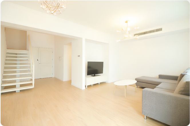 Spacious 4BR 3BA 220m² Duplex in One Park/Jing'an Temple
