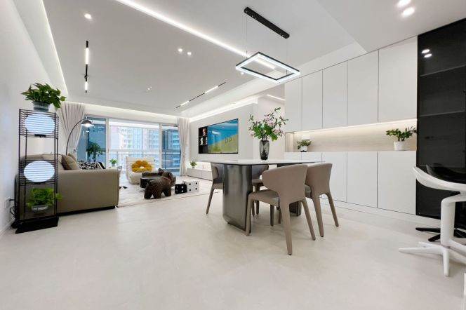 modern 4brs floor heating modern furniture big balcony near century park 27.5K