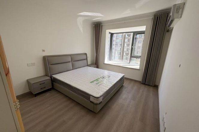 large 3br 2bath nr line 1/3/4/ 8 zhongxing rd, shanghai railway station for long&short rental