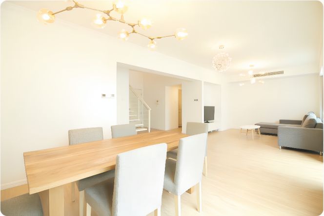 Spacious 4BR 3BA 220m² Duplex in One Park/Jing'an Temple