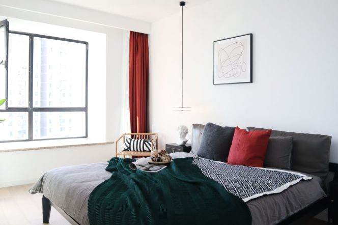 Changde/changping Rd wall heat 3brs/2lr/2ba apt with balcony; L7