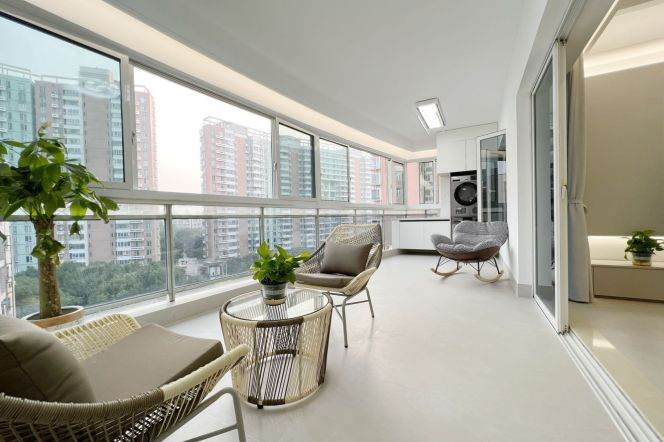 modern 4brs floor heating modern furniture big balcony near century park 27.5K