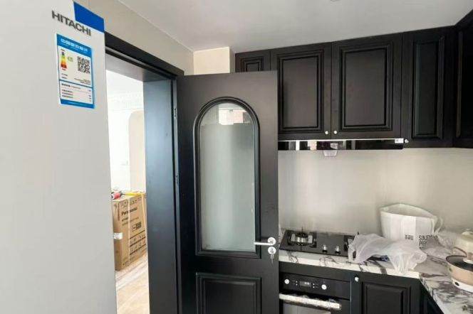 Modern 2brs with floor heating and balcony in Pudong 