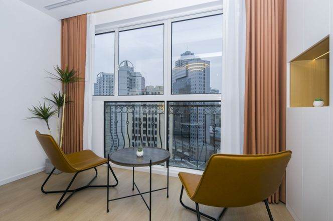 Elevator 3BR-Short Rent - 3 minutes to Line 1/4 - Shanghai Indoor Stadium