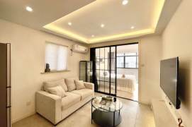8.5k Clean 2Br Nr Jiaotong University line10/11