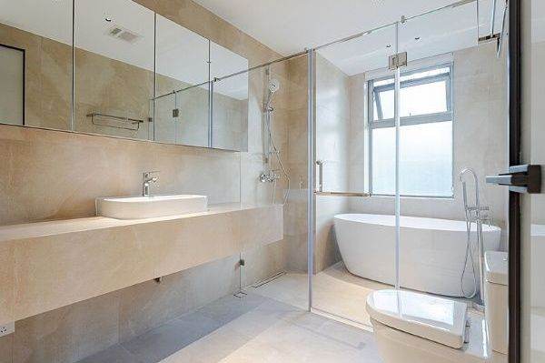 Modern2brs with floor heating and balcony  in Lujiazui area 
