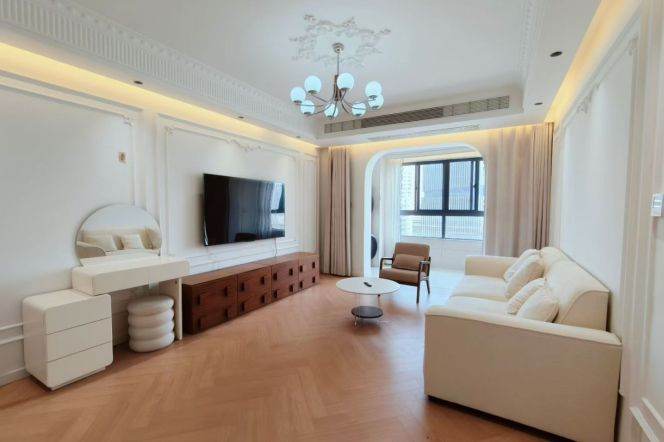 3Bedrs 2Baths/Large Storage/Spacious/Caohejing High-Tech Park L9/Parking spot