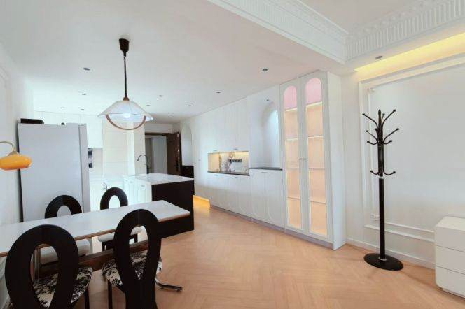 3Bedrs 2Baths/Large Storage/Spacious/Caohejing High-Tech Park L9/Parking spot