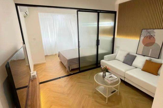 Lovely modern decor one bedroom near Zhongshan park 