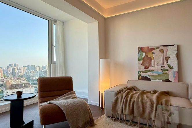 Decent 1 Bedrooms with floor heating in XuHui 