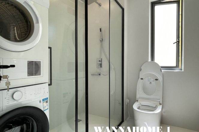 New&Spacious&Modern&Bright 2Bdrs 1Bath Apt+Large Storage/Jing An Temple +L14 Wu Ding Rd